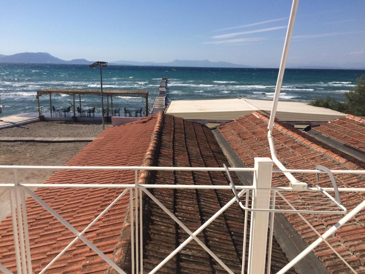 Petrakis Beach Lefkimmi  Ngoại thất bức ảnh