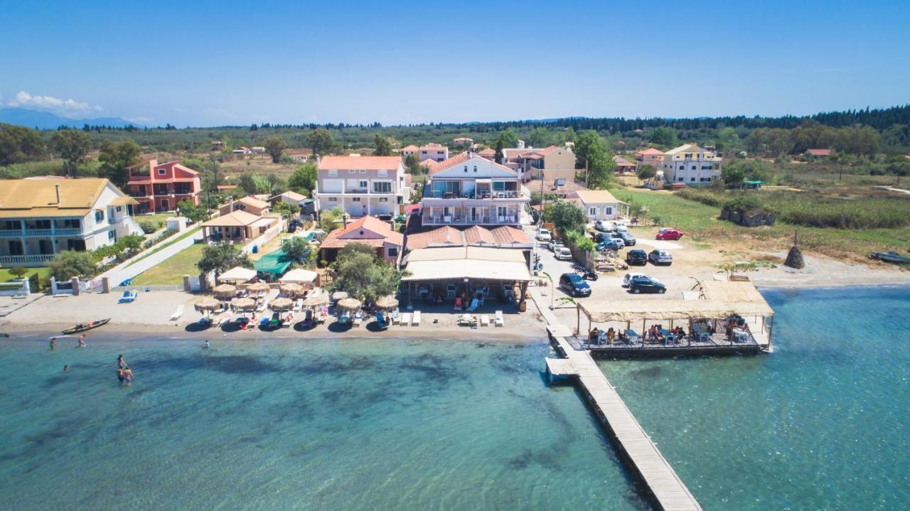 Petrakis Beach Lefkimmi  Ngoại thất bức ảnh