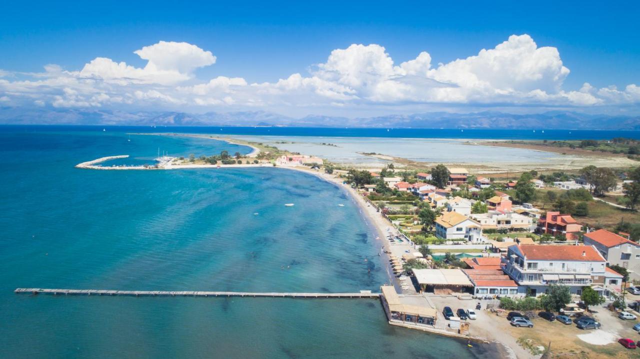 Petrakis Beach Lefkimmi  Ngoại thất bức ảnh