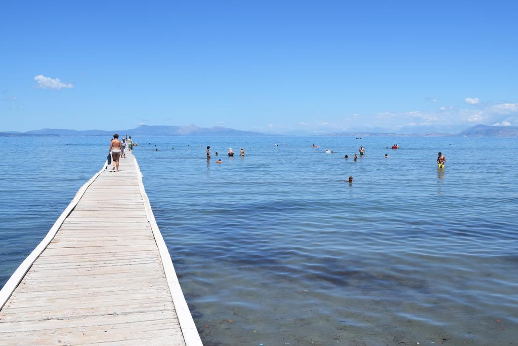 Petrakis Beach Lefkimmi  Ngoại thất bức ảnh