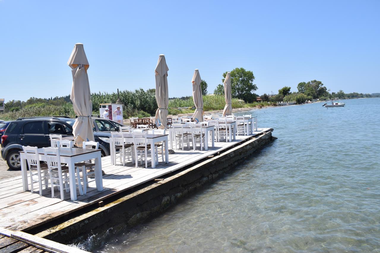 Petrakis Beach Lefkimmi  Ngoại thất bức ảnh